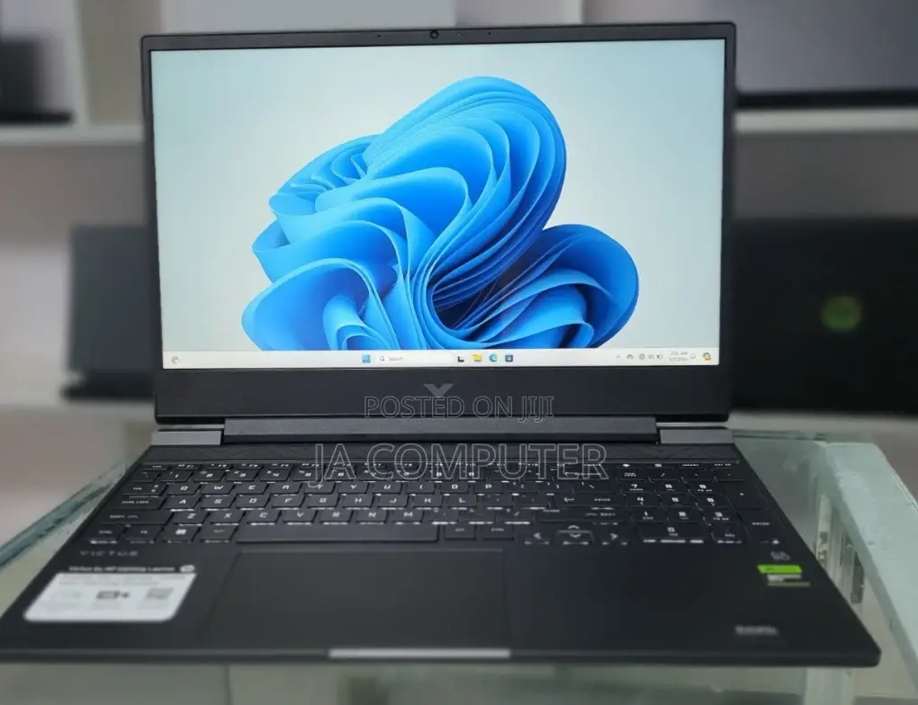 New Laptop HP Victus 16 16GB Intel Core I7 SSD 512GB