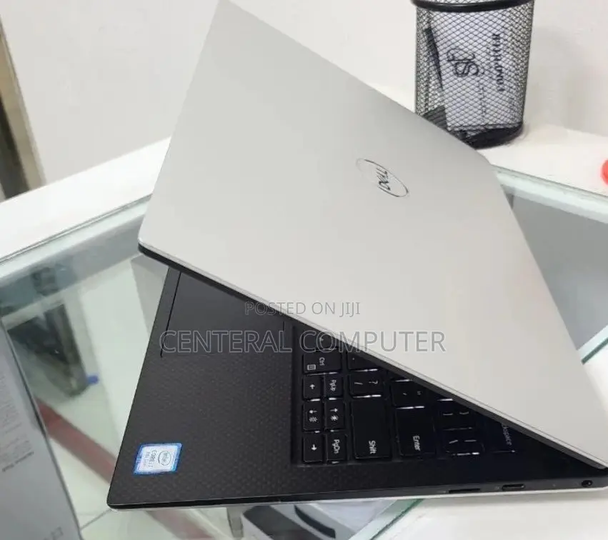 New Laptop Dell XPS 13 9320 16GB Intel Core I7 SSD 512GB