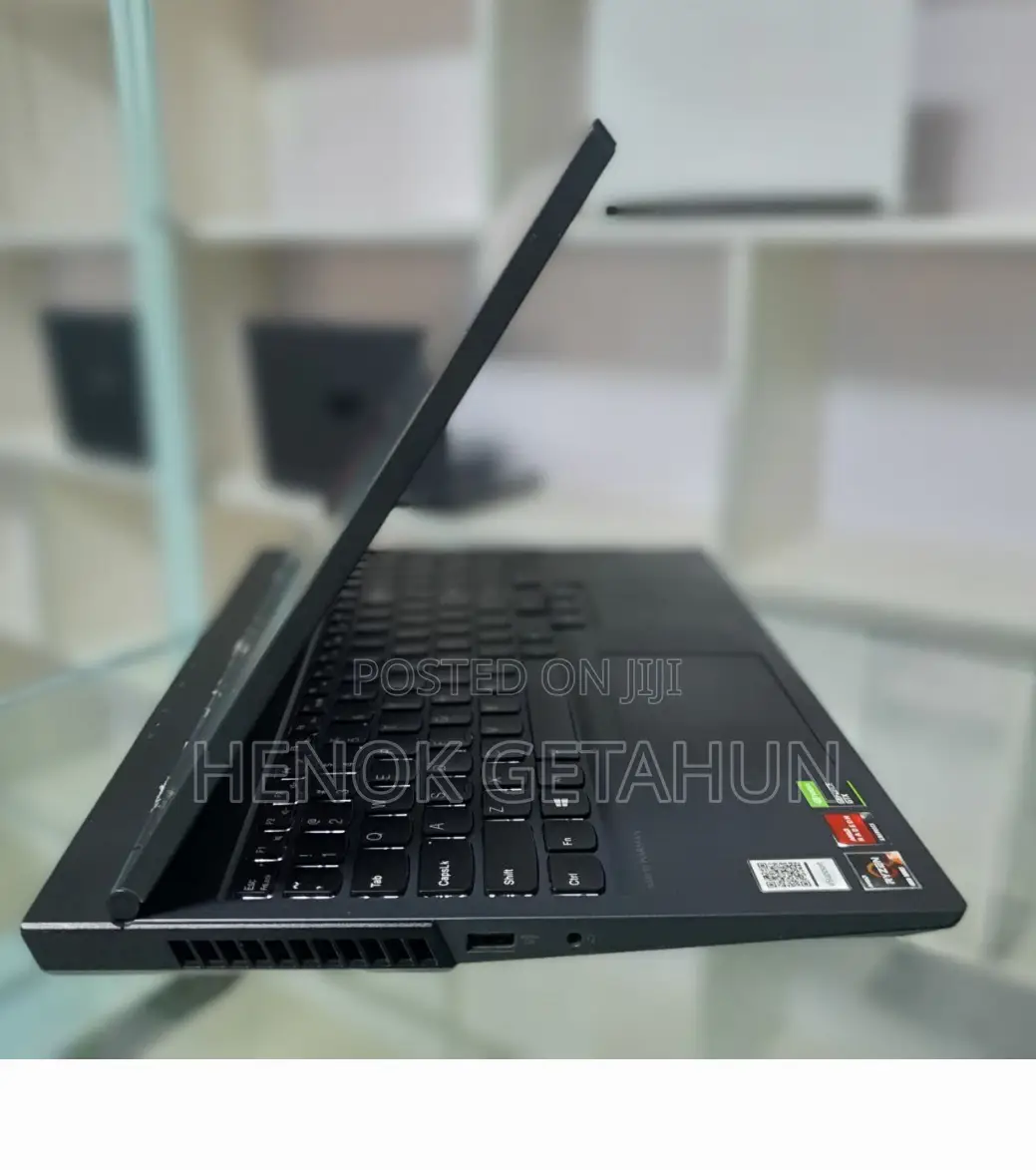 New Laptop Lenovo Legion 5 16GB AMD Ryzen 5 SSD 512GB