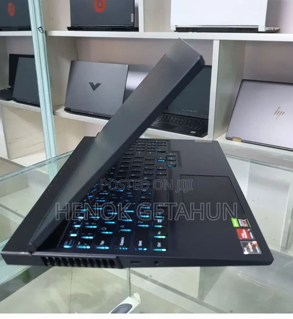 New Laptop Lenovo Legion 5 16GB AMD Ryzen 7 SSD 1T