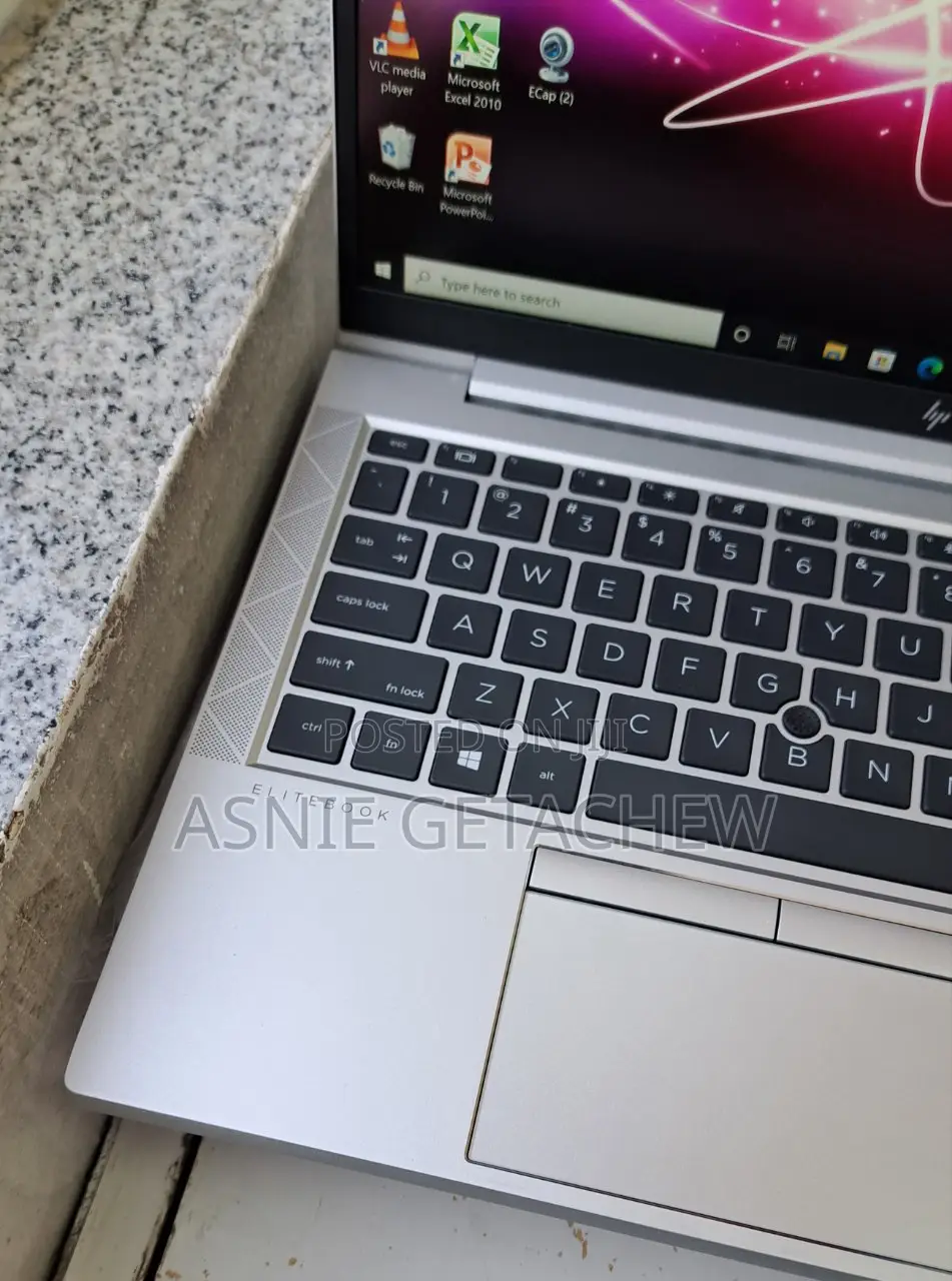 New Laptop HP EliteBook 840 G8 16GB Intel Core I7 SSD 512GB