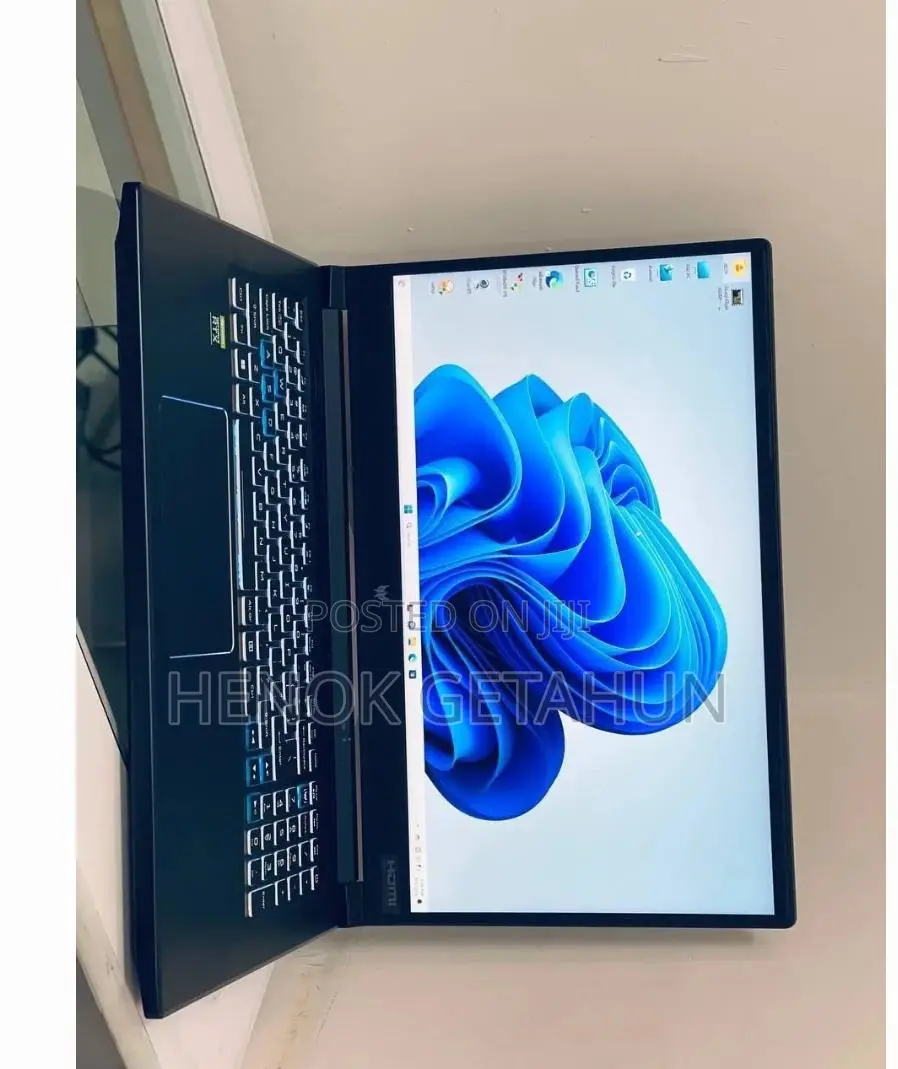 New Laptop Acer Predator Helios 300 16GB Intel Core i9 SSD 512GB