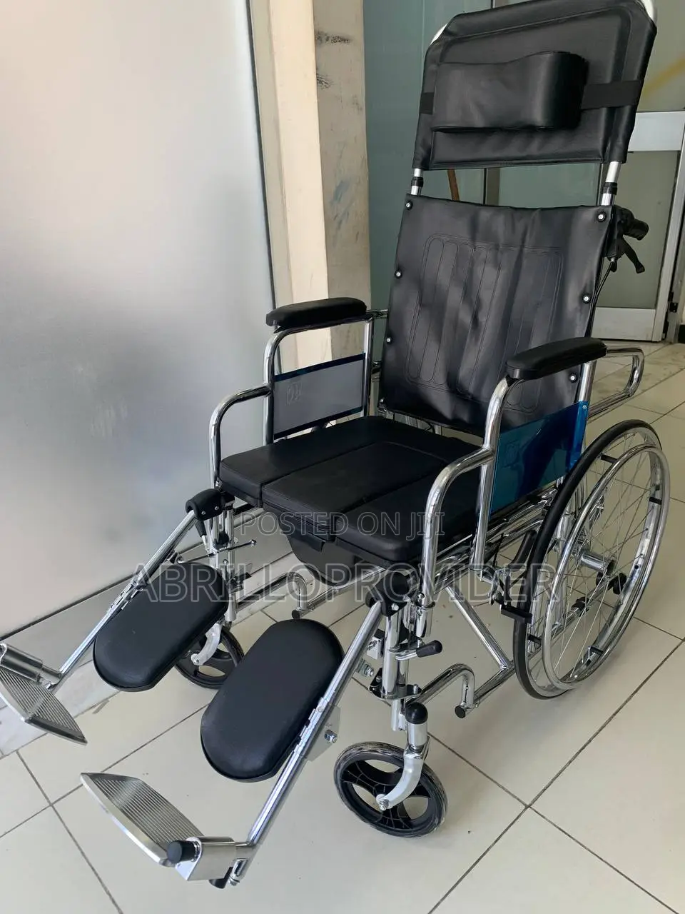 Toilet=Commode Wheelchair||Wheelchair||Wheelchair|Wheelchair