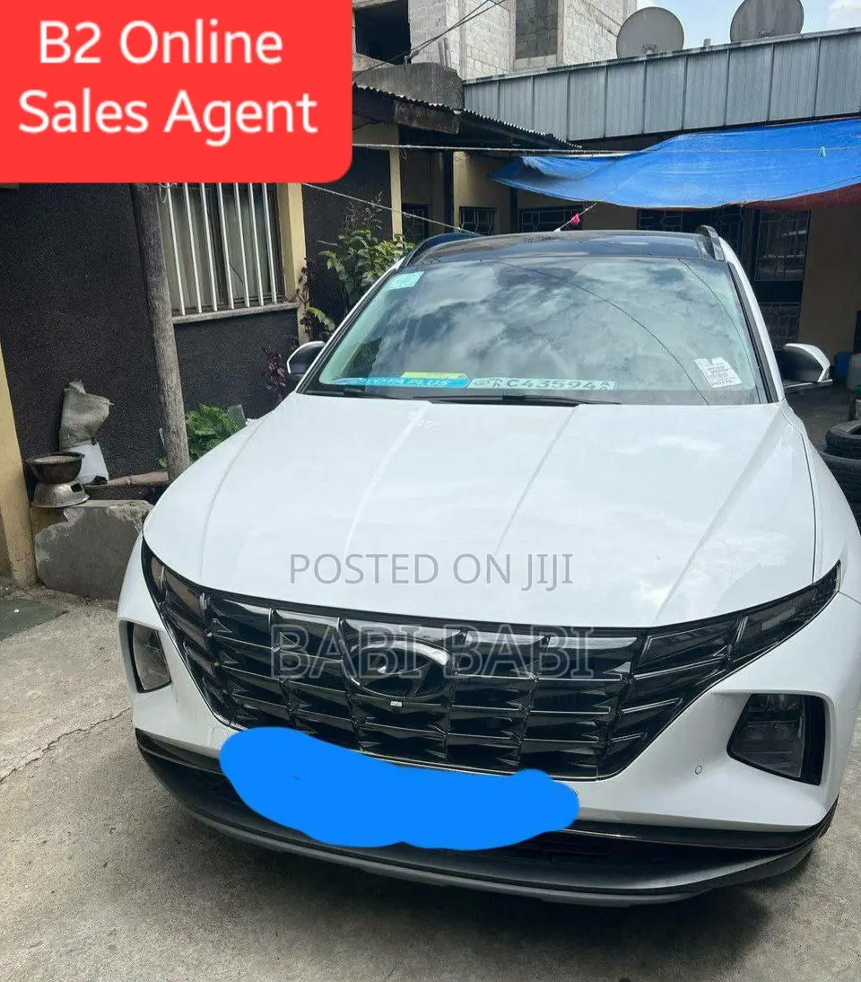 Hyundai Tucson 2023 White