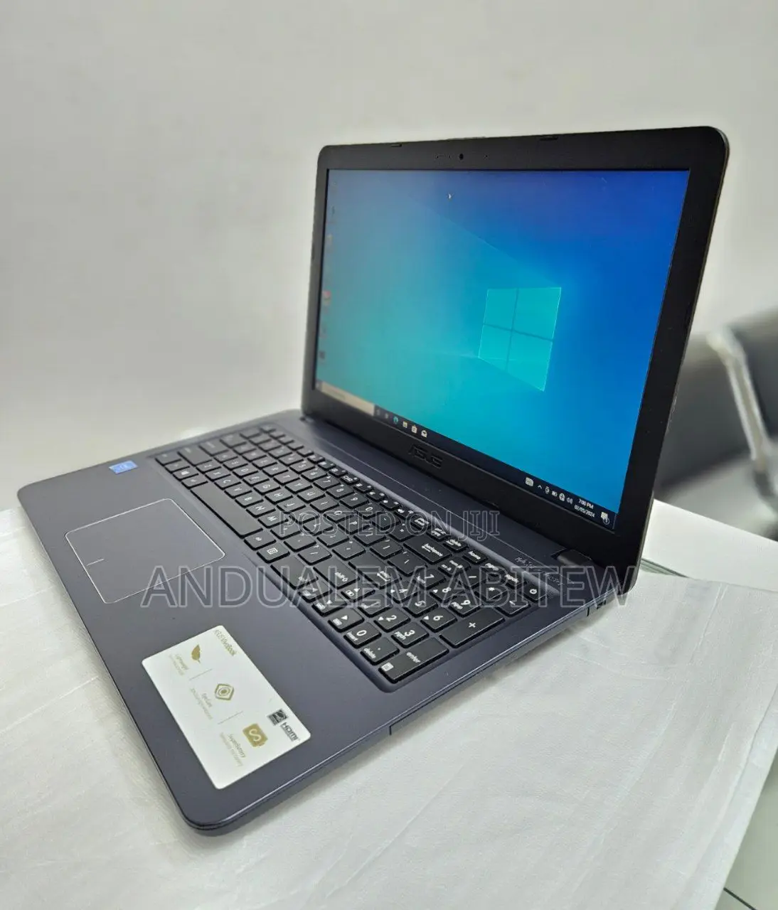 New Laptop Asus VivoBook 15 X505BA 4GB Intel Pentium HDD 500GB