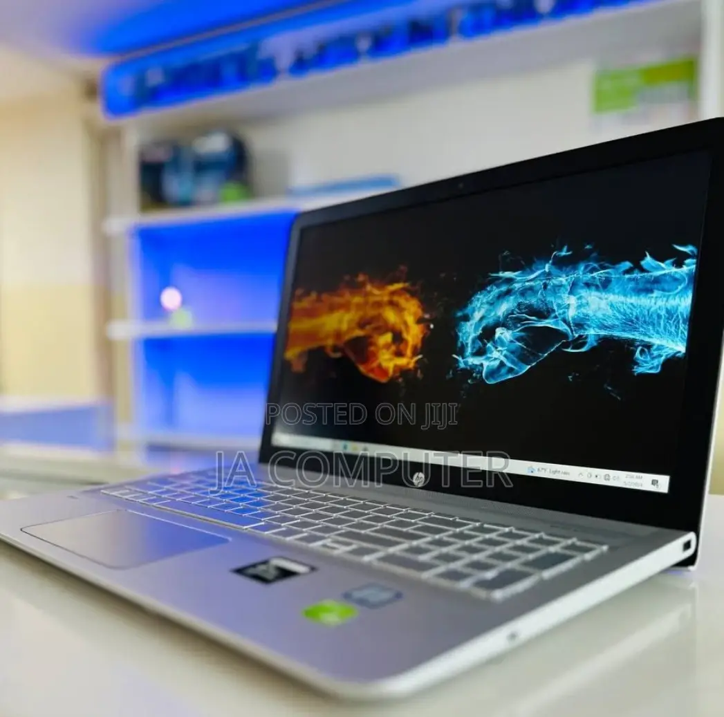 New Laptop HP Envy 6 8GB Intel Core I5 HDD+SSD 700GB