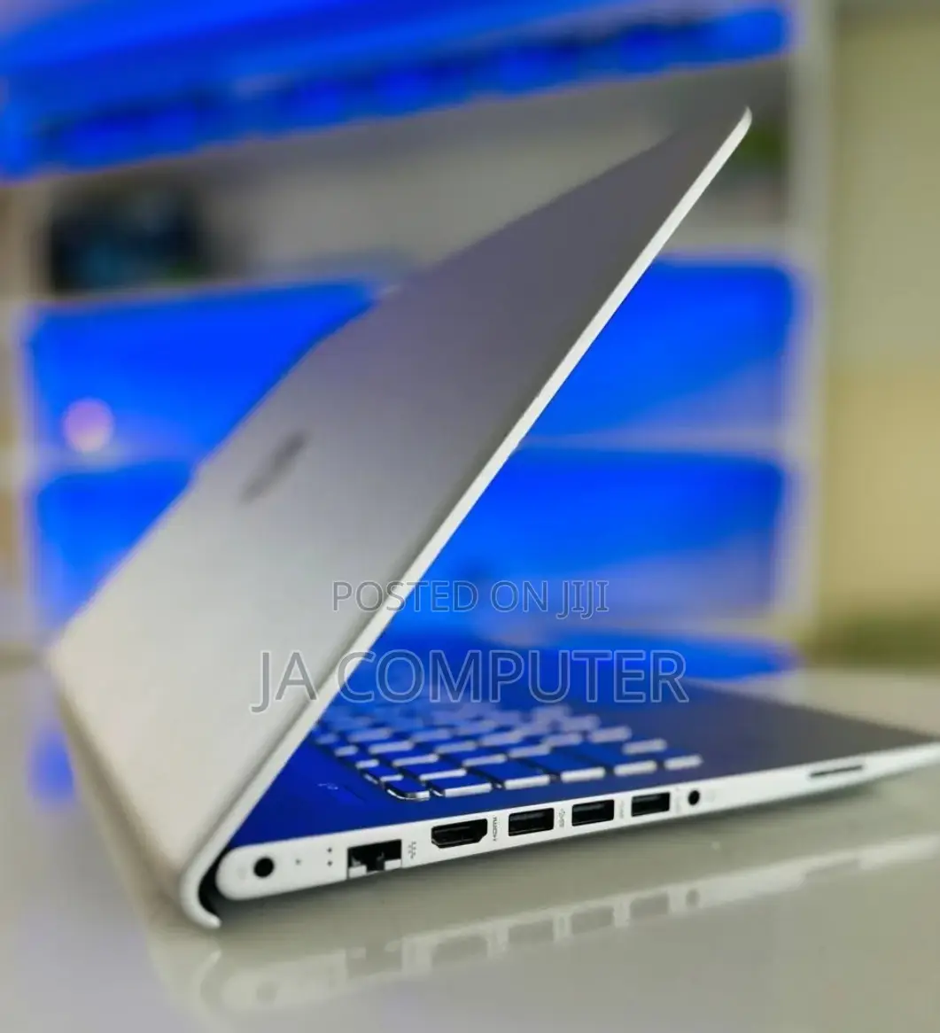 New Laptop HP Envy 6 8GB Intel Core I5 HDD+SSD 700GB