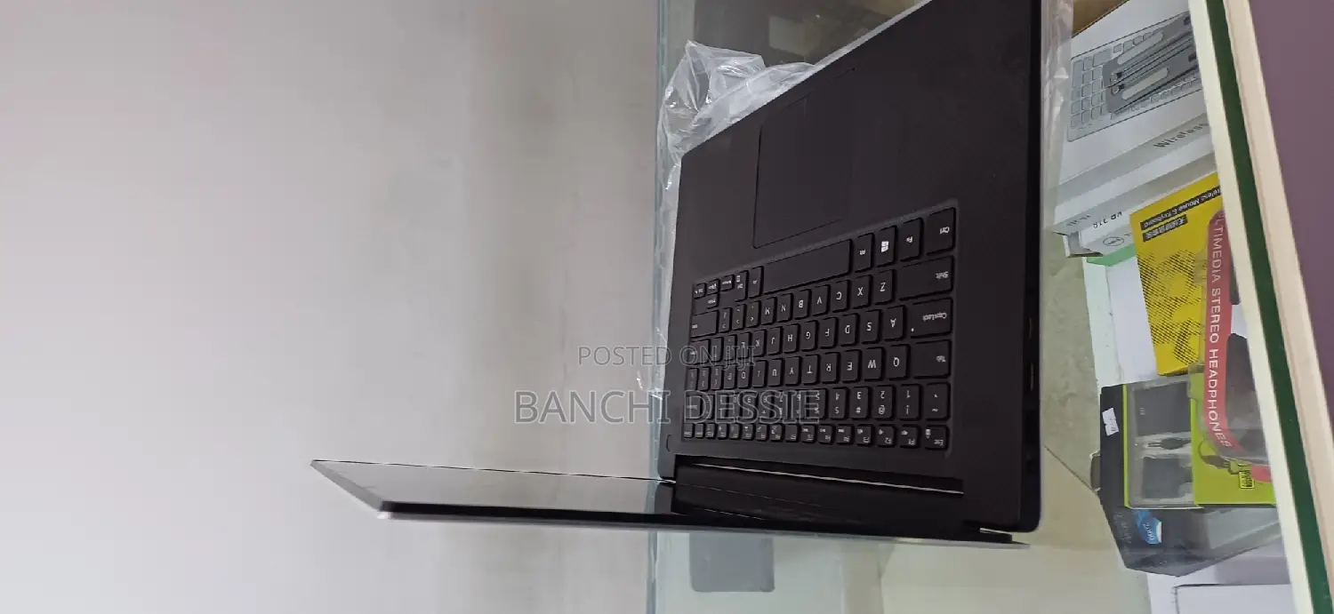 New Laptop Dell XPS 15 16GB Intel Core I7 SSD 512GB