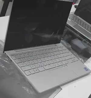 New Laptop HP Envy 15 16GB Intel Core I5 SSD 512GB