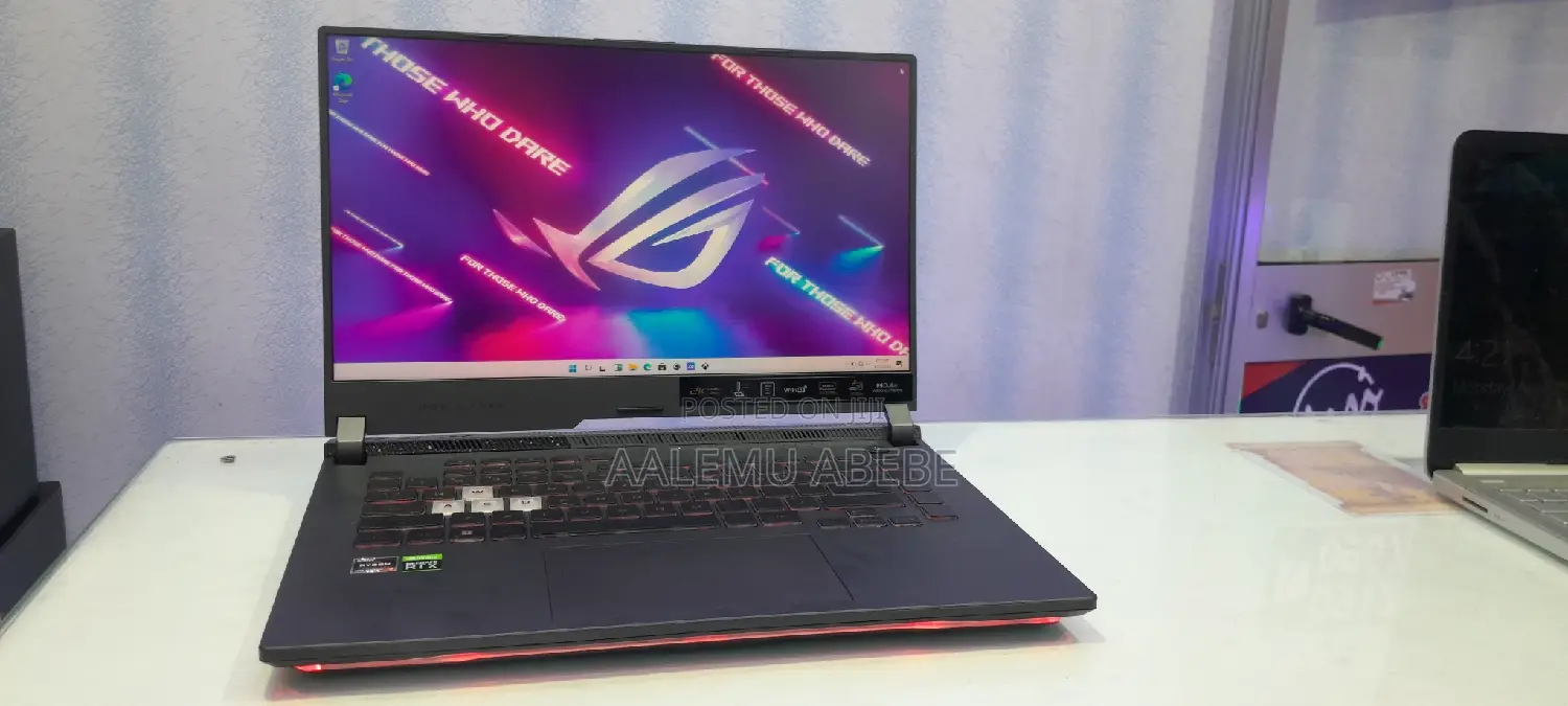 New Laptop Asus ROG Strix G15 16GB AMD Ryzen 7 SSD 1T