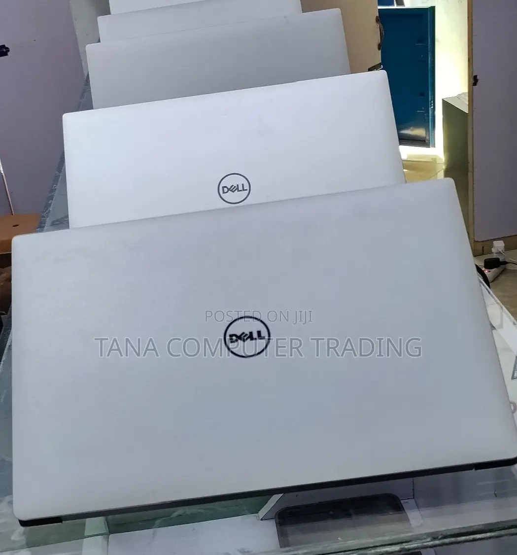 New Laptop Dell Precision 5530 16GB Intel Core I7 SSD 512GB