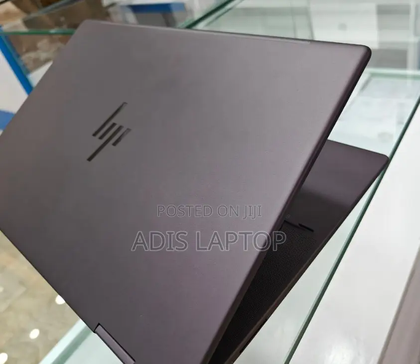New Laptop HP Envy X360 8GB AMD Ryzen 5 SSD 512GB