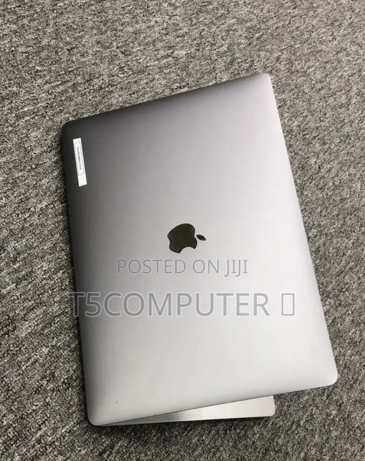 New Laptop Apple MacBook 2015 16GB Intel Core I7 SSD 512GB