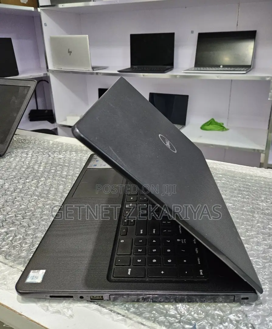 New Laptop Dell Inspiron 15 8GB Intel Core I5 HDD 1T