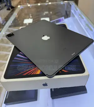 Photo - New Apple iPad Pro 12.9 (2021) 128 GB Gray
