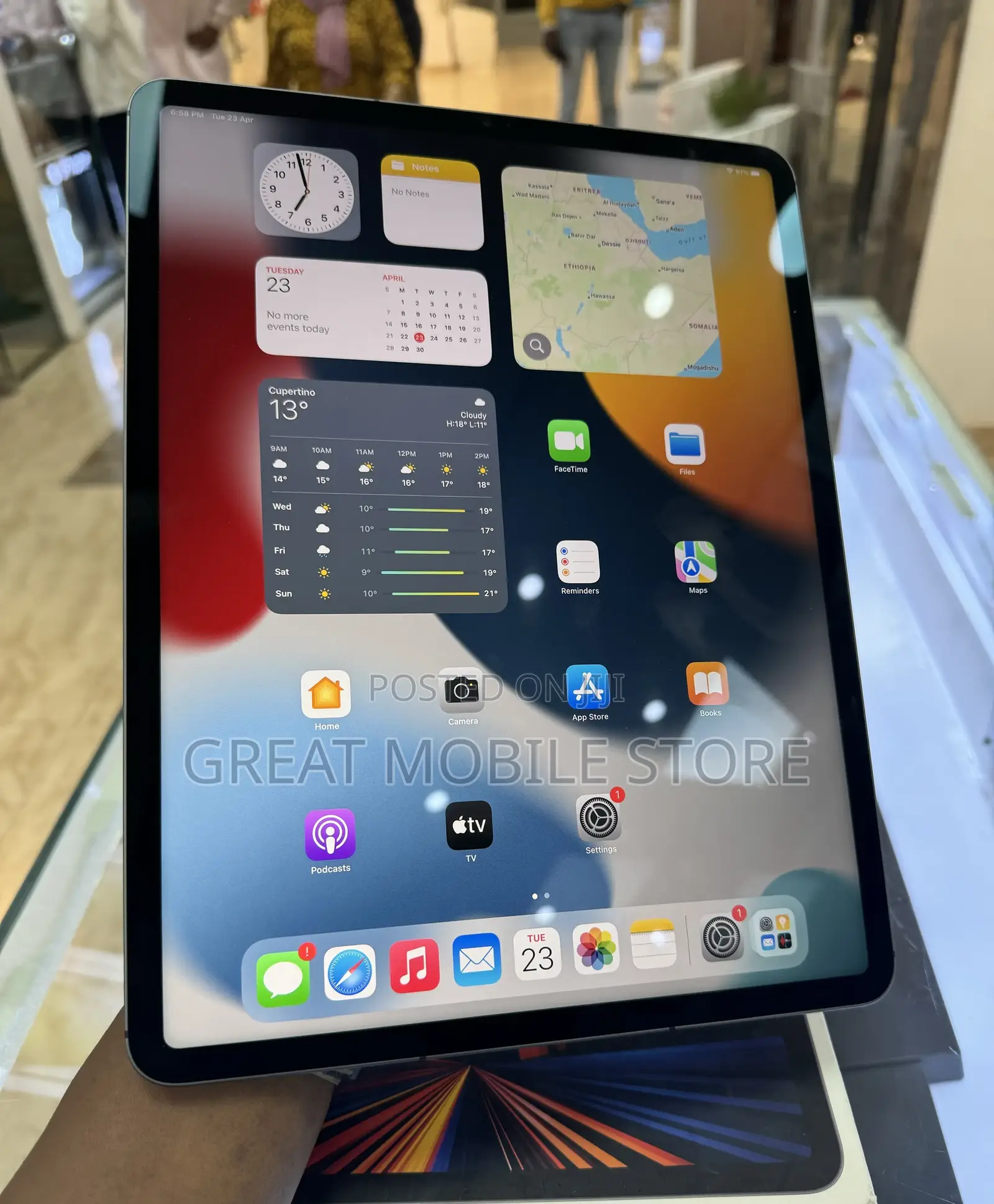 New Apple iPad Pro 12.9 (2021) 128 GB Gray