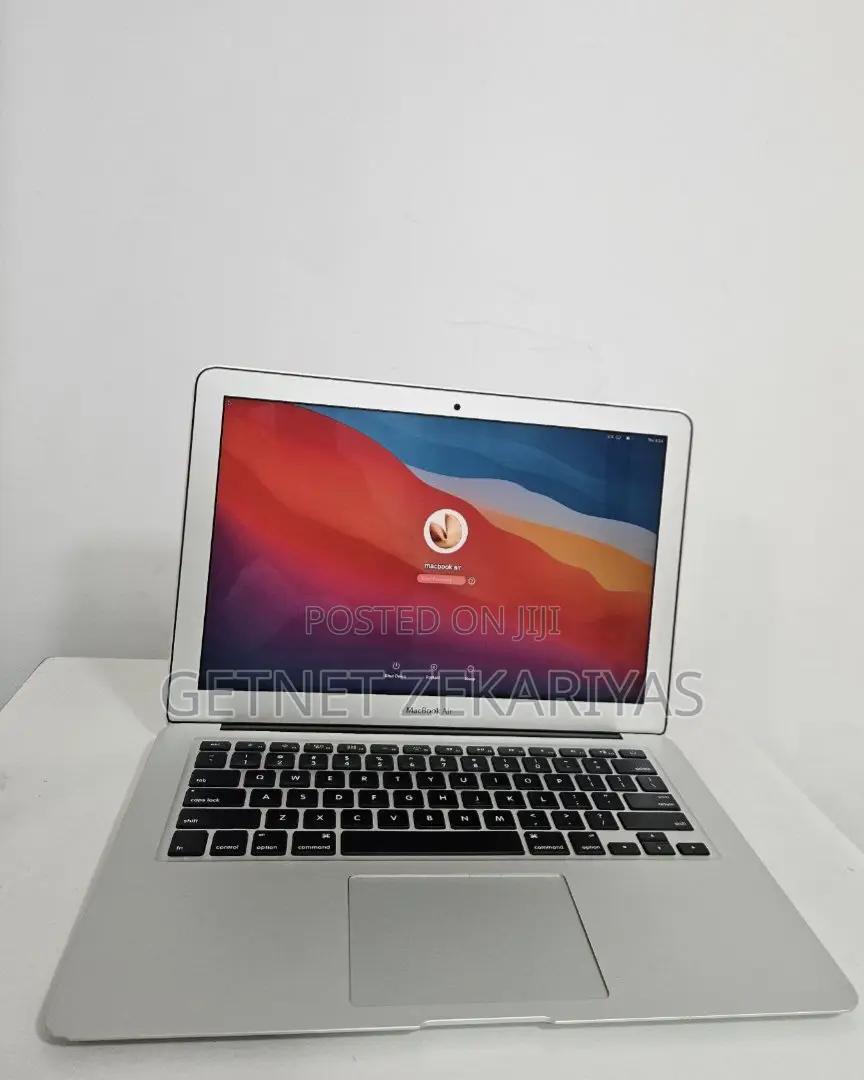 New Laptop Apple MacBook Air 2015 4GB Intel Core I5 SSD 128GB