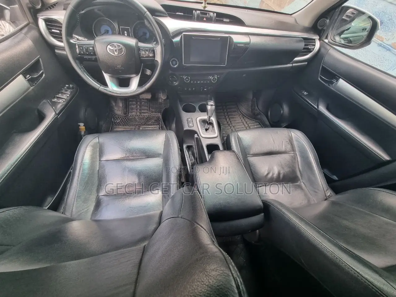 Toyota Hilux 2018 Gold