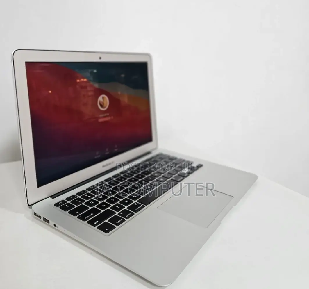 New Laptop Apple MacBook Air 2015 4GB Intel Core I5 SSD 128GB