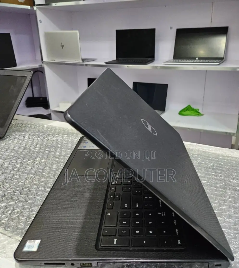 New Laptop Dell Inspiron 15 8GB Intel Core I5 HDD 1T