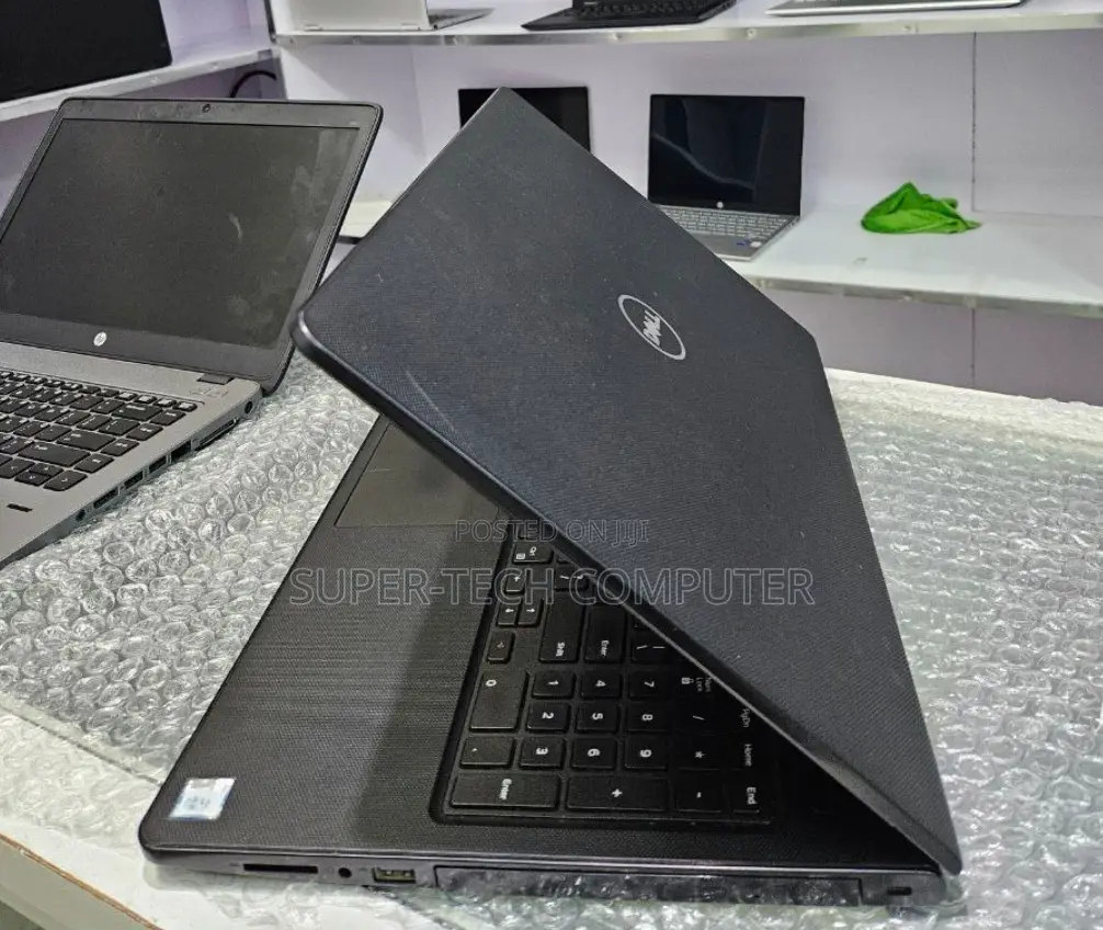 New Laptop Dell Inspiron 15 8GB Intel Core I5 SSD 1T