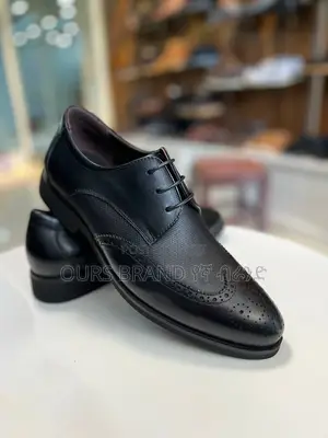 Clark's Oxford High Master Quality Luxurious Sneakers Shoes