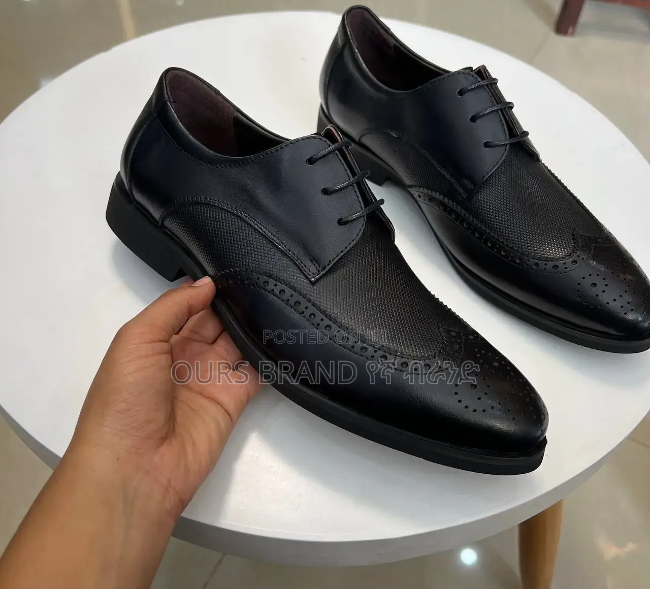 Clark's Oxford High Master Quality Luxurious Sneakers Shoes