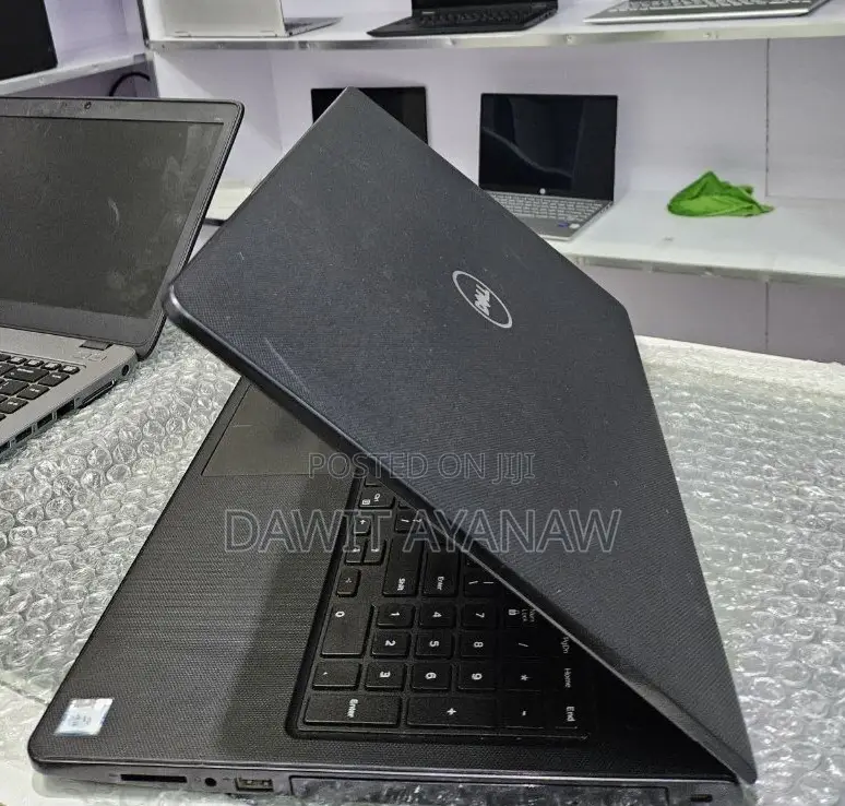 New Laptop Dell Inspiron 15 8GB Intel Core I5 HDD 1T