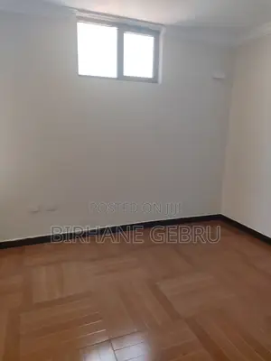3bedroom Luxuiry Apartiment Rent