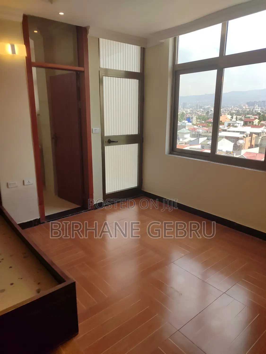 3bedroom Luxuiry Apartiment Rent
