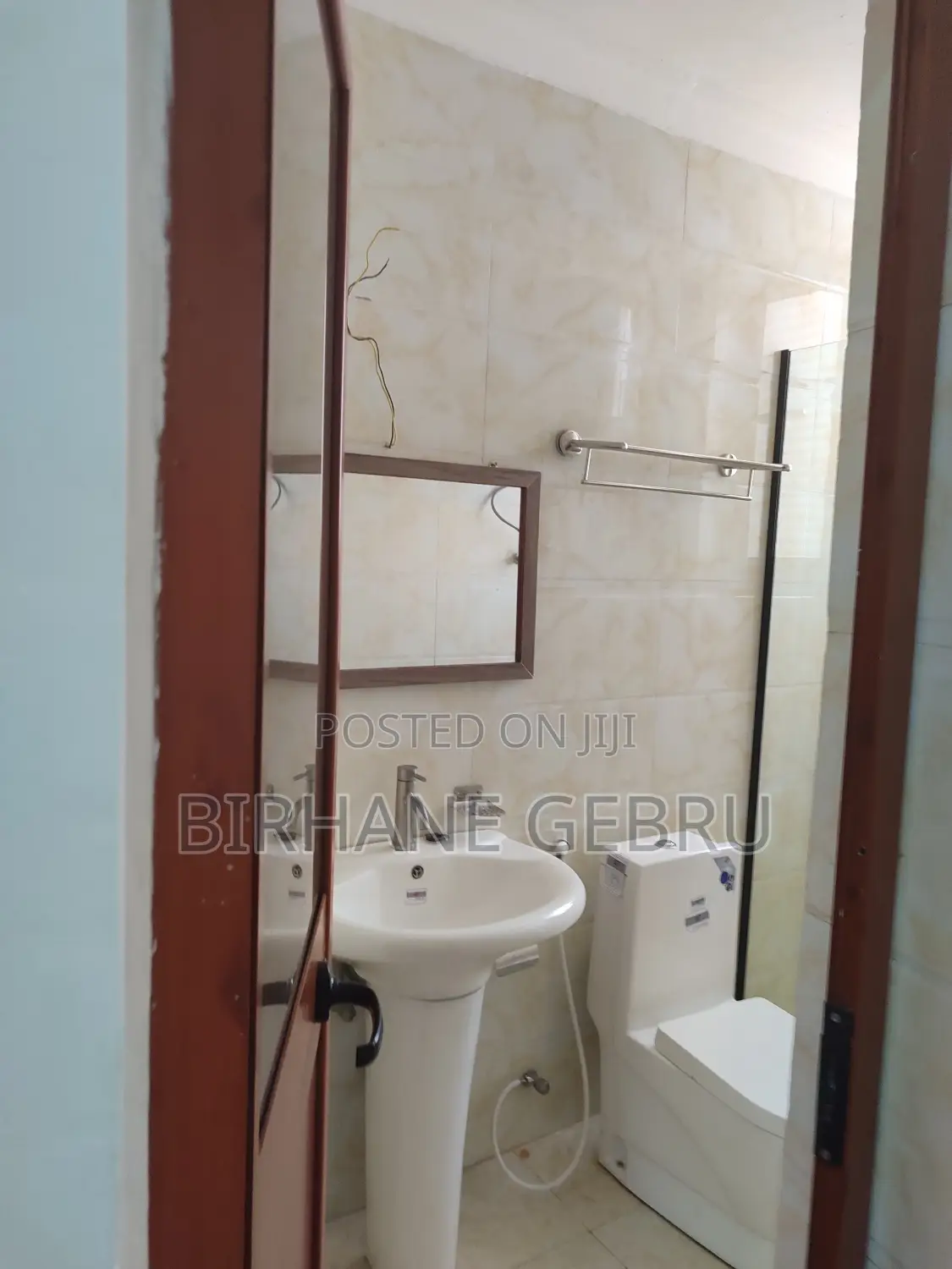 3bedroom Luxuiry Apartiment Rent