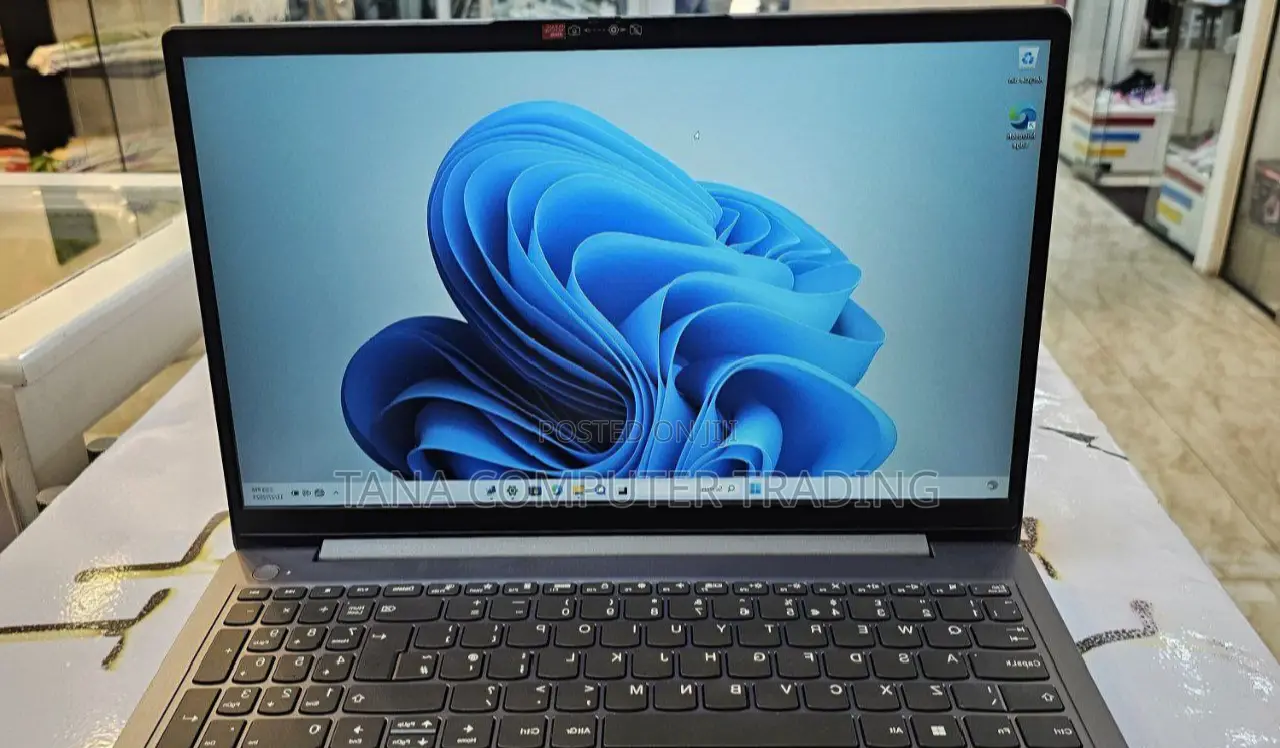 New Laptop Lenovo Ideapad 3 16GB Intel Core I5 SSD 512GB