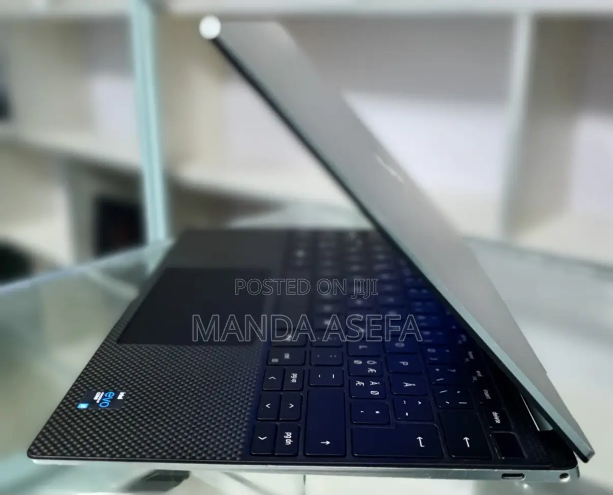 New Laptop Dell XPS 13 16GB Intel Core I7 SSD 512GB