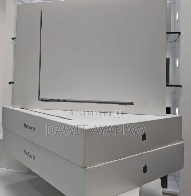 New Laptop Apple MacBook Pro 2023 M2 16GB Apple M3 SSD 512GB