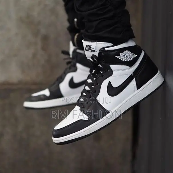 Air Jordan 1 Panda Black White