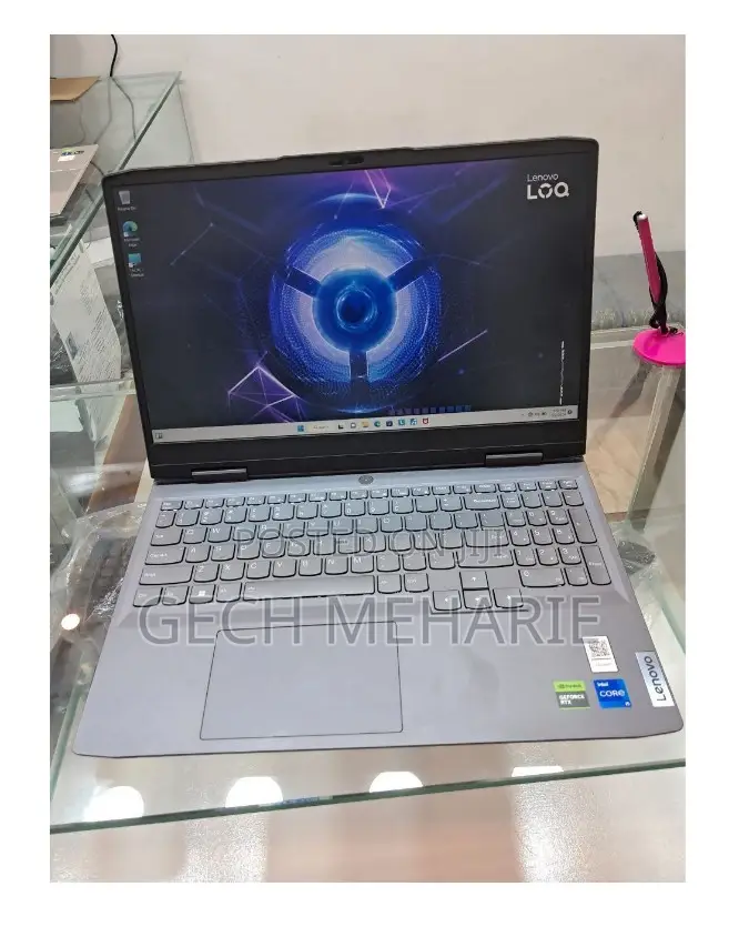 New Laptop Lenovo LOQ 15IRH8 16GB Intel Core I5 SSD 512GB