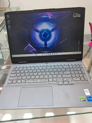New Laptop Lenovo LOQ 15IRH8 16GB Intel Core I5 SSD 512GB