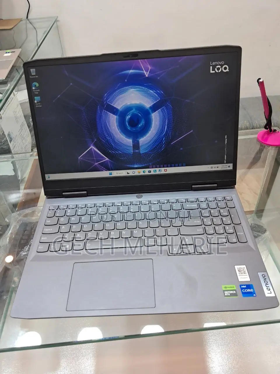 New Laptop Lenovo LOQ 15IRH8 16GB Intel Core I5 SSD 512GB