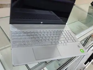 New Laptop HP Pavilion 15 8GB Intel Core I7 HDD+SSD 1T