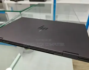 New Laptop HP Envy X360 8GB AMD Ryzen 5 SSD 512GB