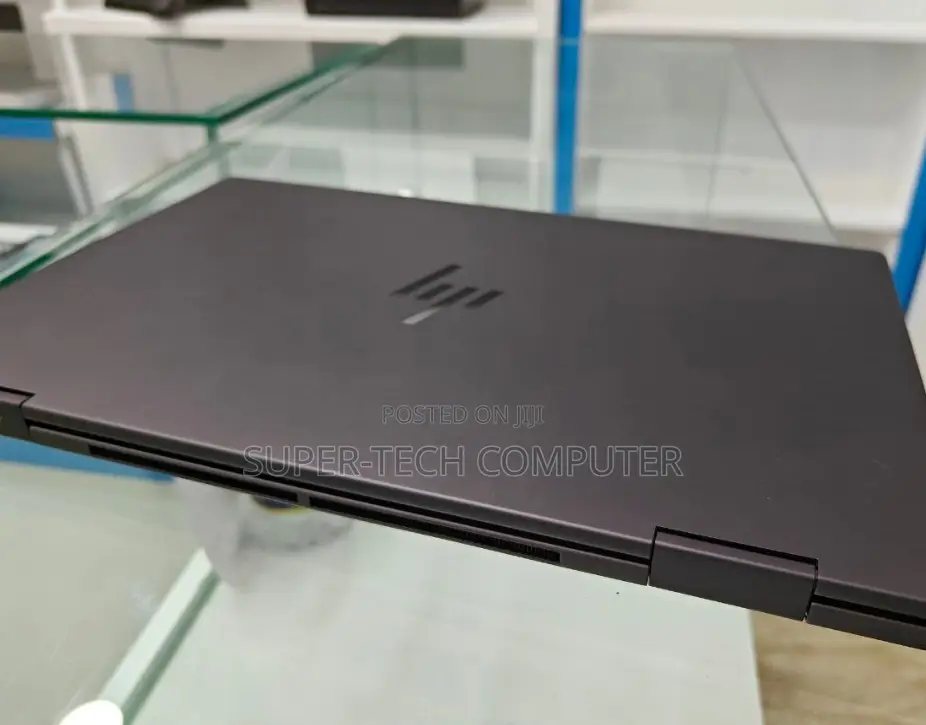 New Laptop HP Envy X360 8GB AMD Ryzen 5 SSD 512GB