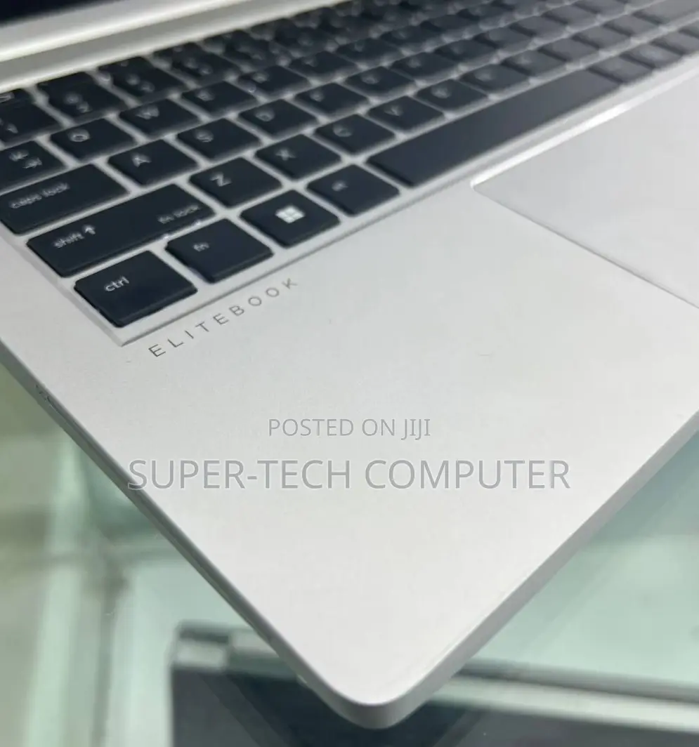 New Laptop HP EliteBook 840 G8 16GB Intel Core I5 SSD 512GB