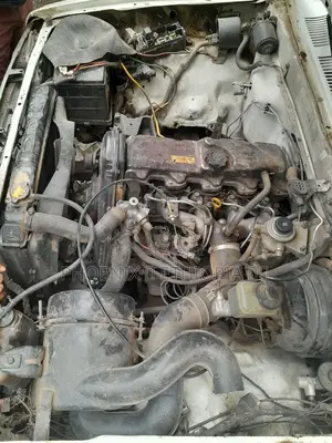 Toyota Hilux 1992 White