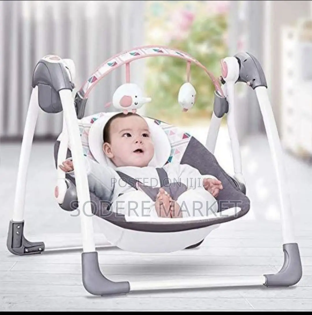 Mastela Deluxe Portable Swing With Music