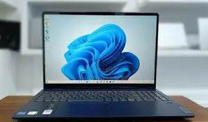 Photo - New Laptop Lenovo Flex 5 16GB Intel Core I7 SSD 512GB