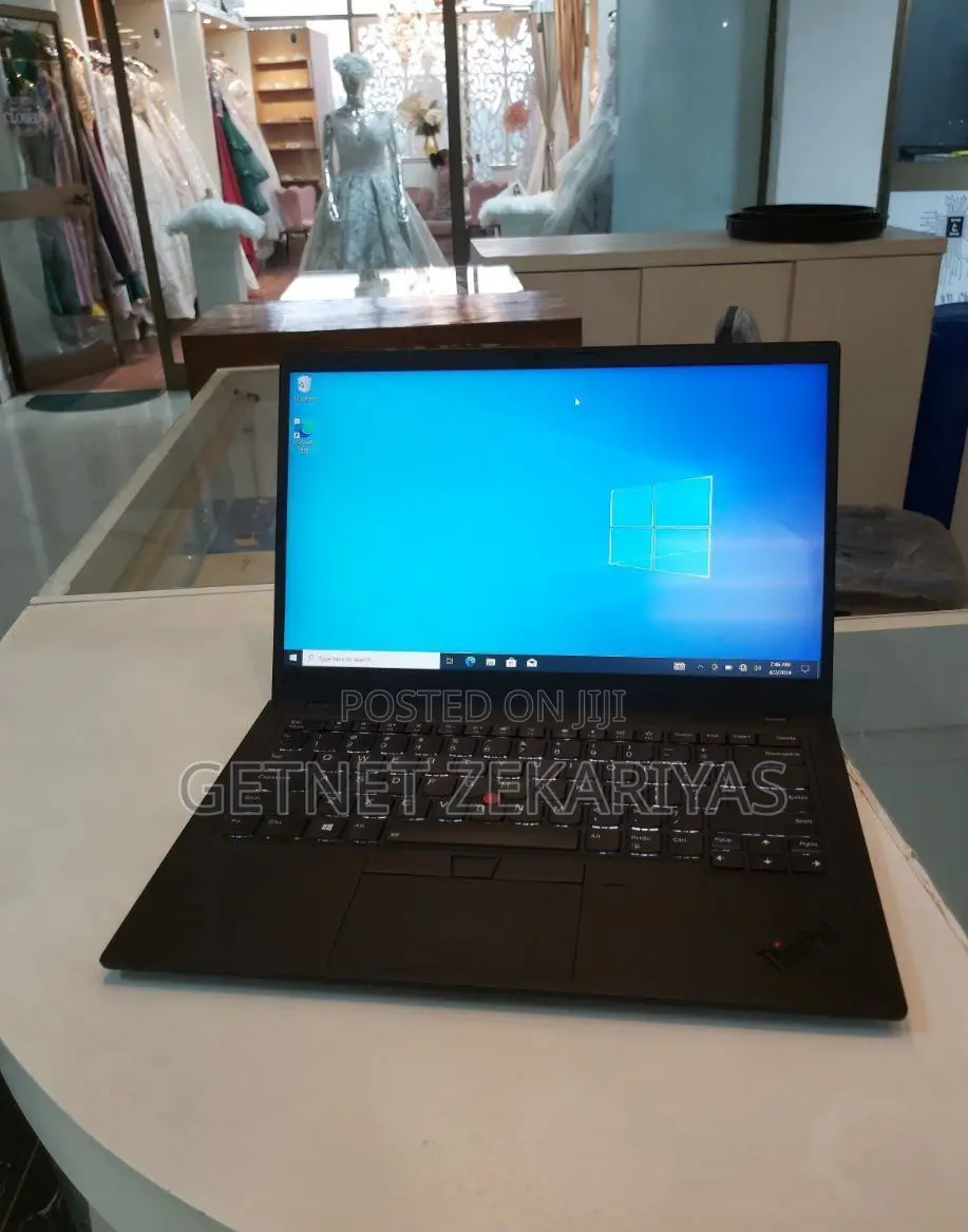 New Laptop Lenovo ThinkPad Yoga 16GB Intel Core I5 SSD 512GB