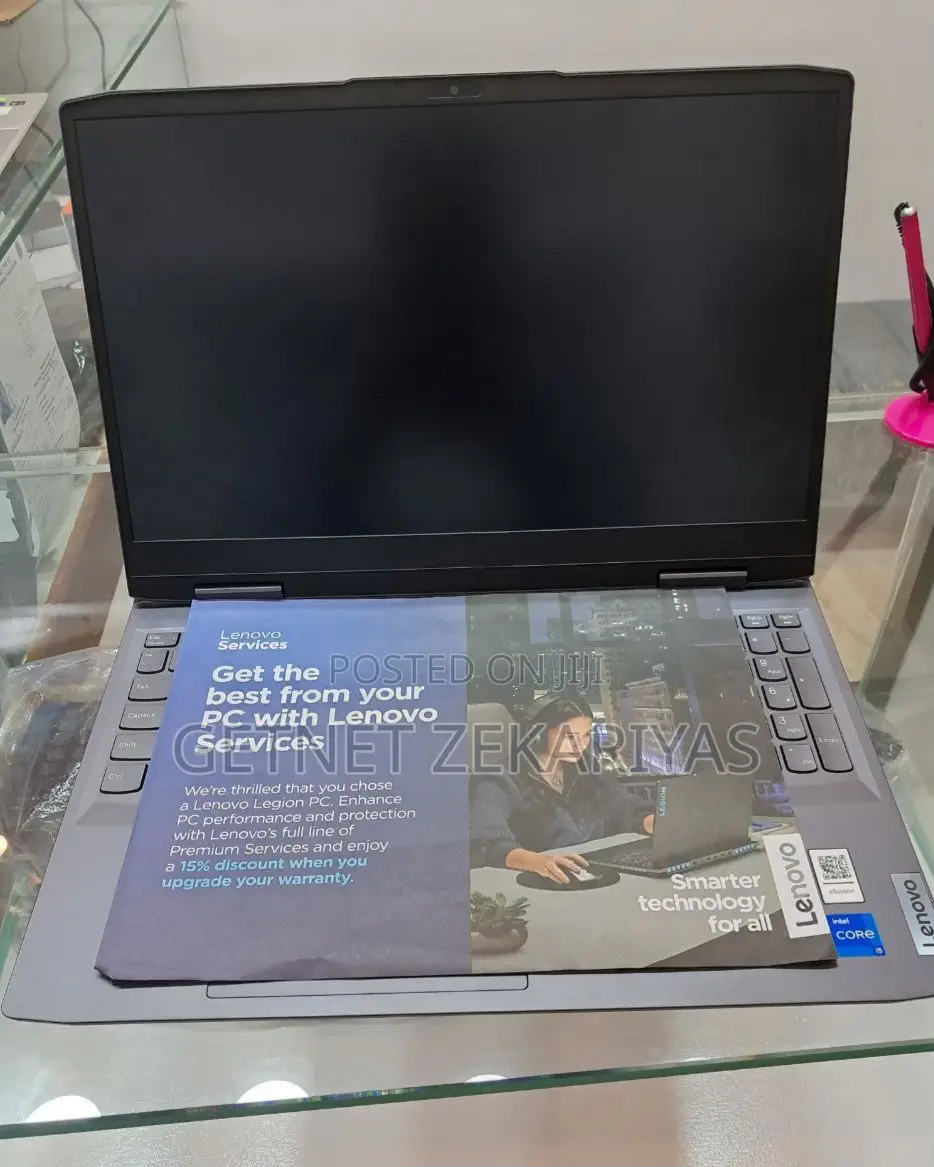 New Laptop Lenovo LOQ 15IRH8 8GB Intel Core I5 SSD 512GB