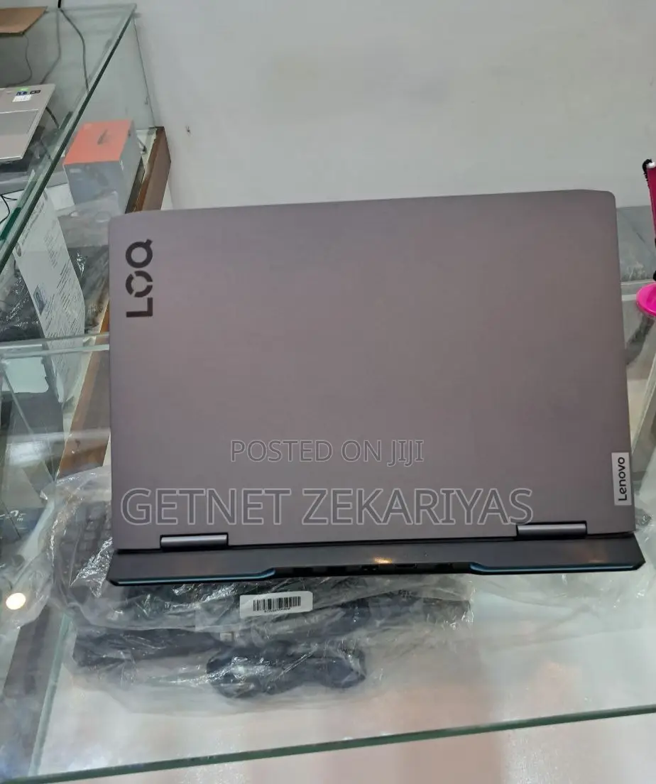 New Laptop Lenovo LOQ 15IRH8 8GB Intel Core I5 SSD 512GB