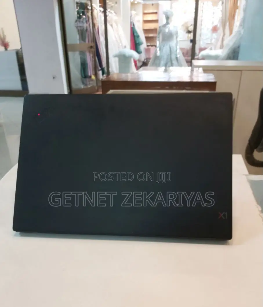 New Laptop Lenovo LOQ 15IRH8 8GB Intel Core I5 SSD 512GB
