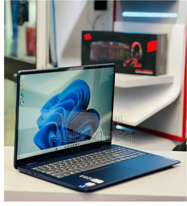 New Laptop Lenovo Flex 5 16GB Intel Core I7 SSD 512GB